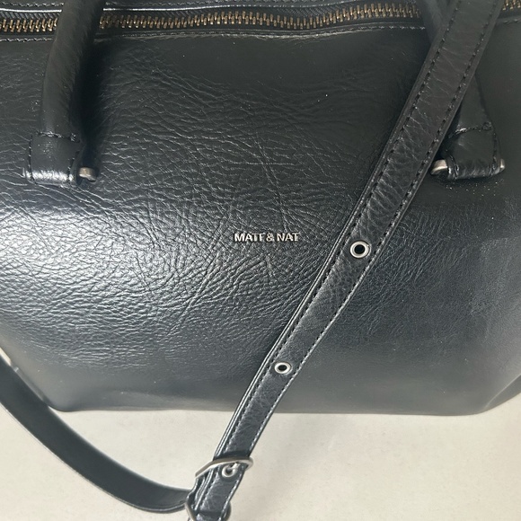 Matt & Nat 'Hapak' Small Weekender Bag - Picture 1 of 16